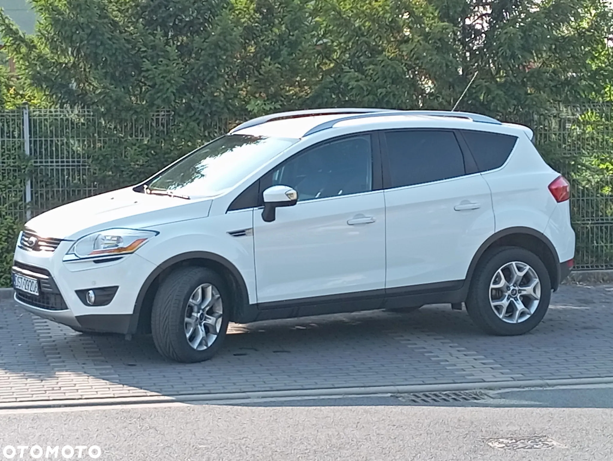 Ford Kuga 2.0 TDCi 2x4 Trend - 14