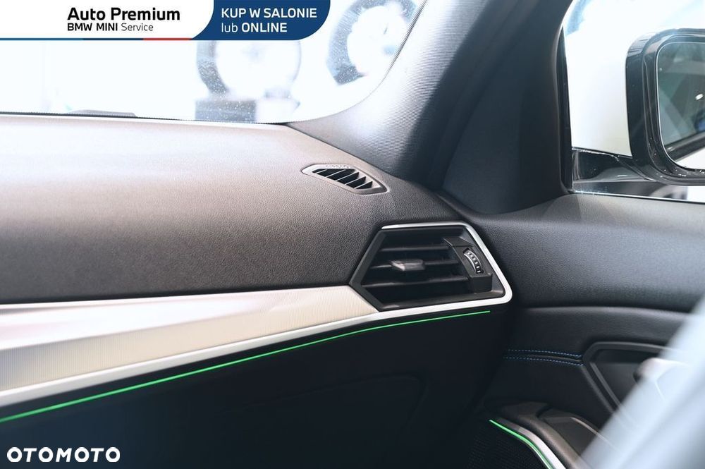 BMW Seria 3 320d xDrive mHEV - 18