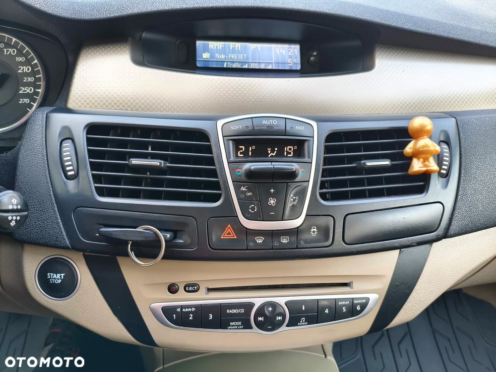 Renault Laguna 2.0 DCi Luxe Privilege - 8