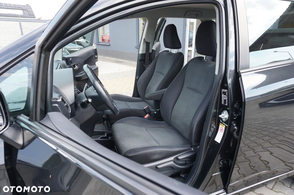 Toyota Verso S 1.33 VVT-i - 21