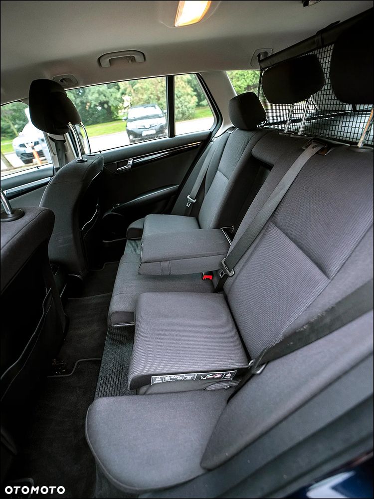 Mercedes-Benz Klasa C - 34