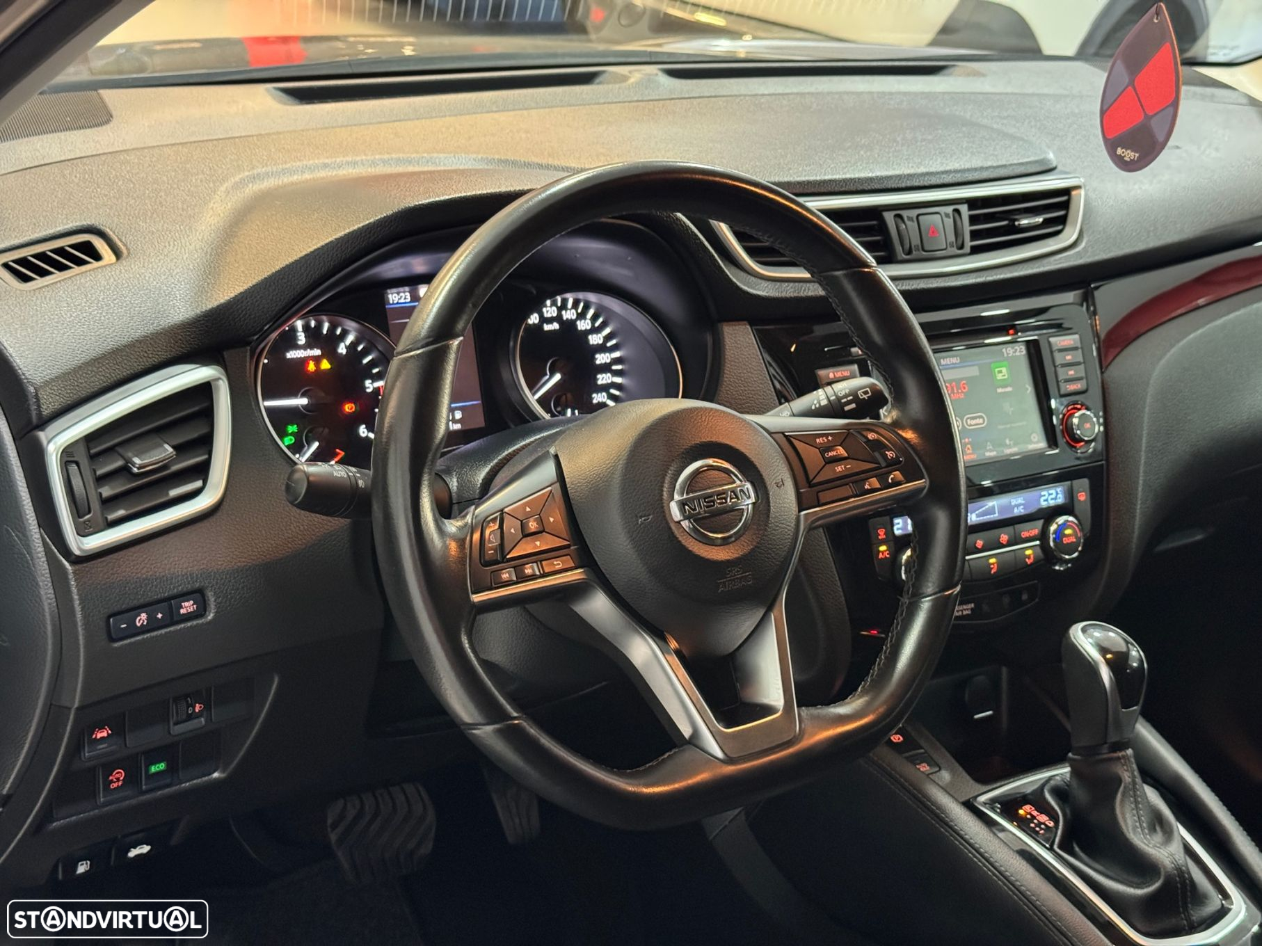 Nissan Qashqai 1.5 dCi DCT ACENTA - 23