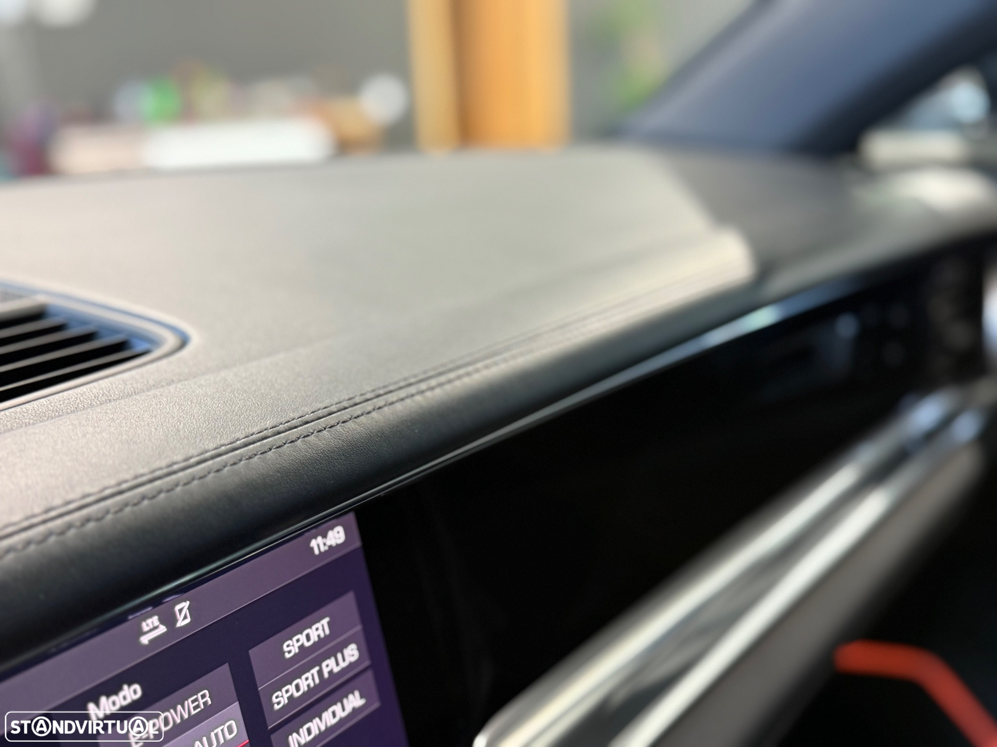 Porsche Panamera 4 E-Hybrid Platinum Edition com PDLS - 31