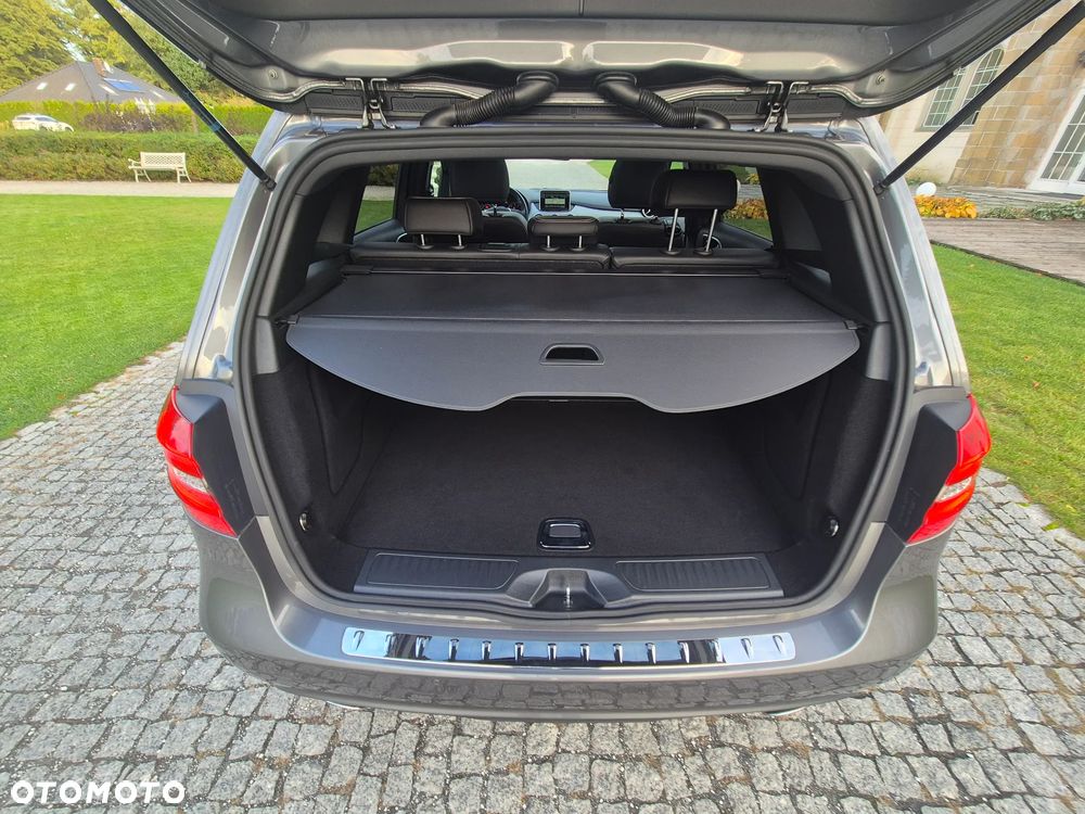 Mercedes-Benz Klasa B 180 AMG Line - 17
