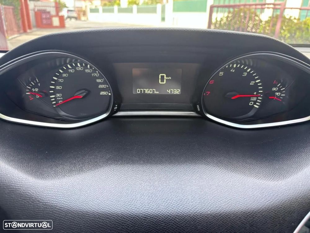 Peugeot 308 SW 1.2 PureTech Style - 41