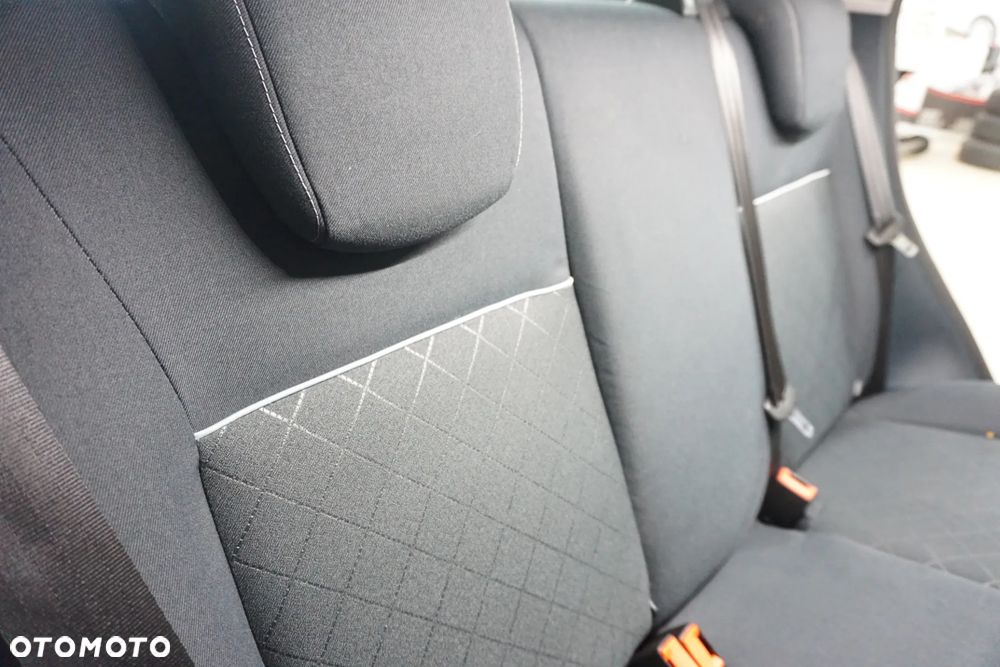 Ford Fiesta 1.25 Ambiente - 20