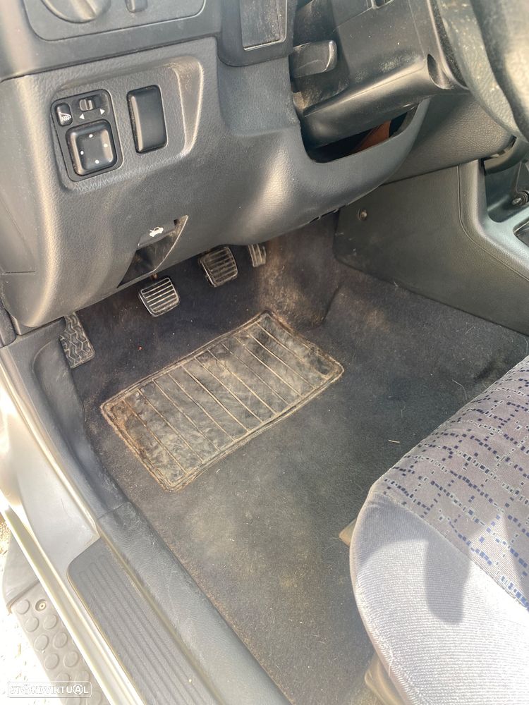 Opel Frontera 2.2 DTi Sport - 25