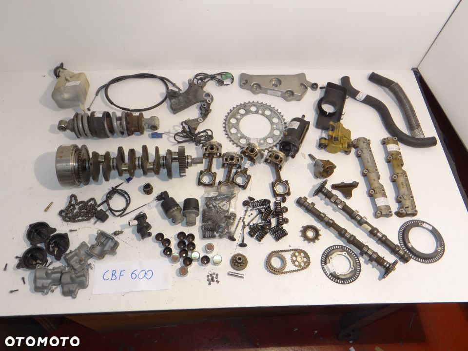 Honda CBF 600 SC38 wał korbowy panewki wałek rozrządu korbowody szklanki tłoki płytki zaworowe - 1