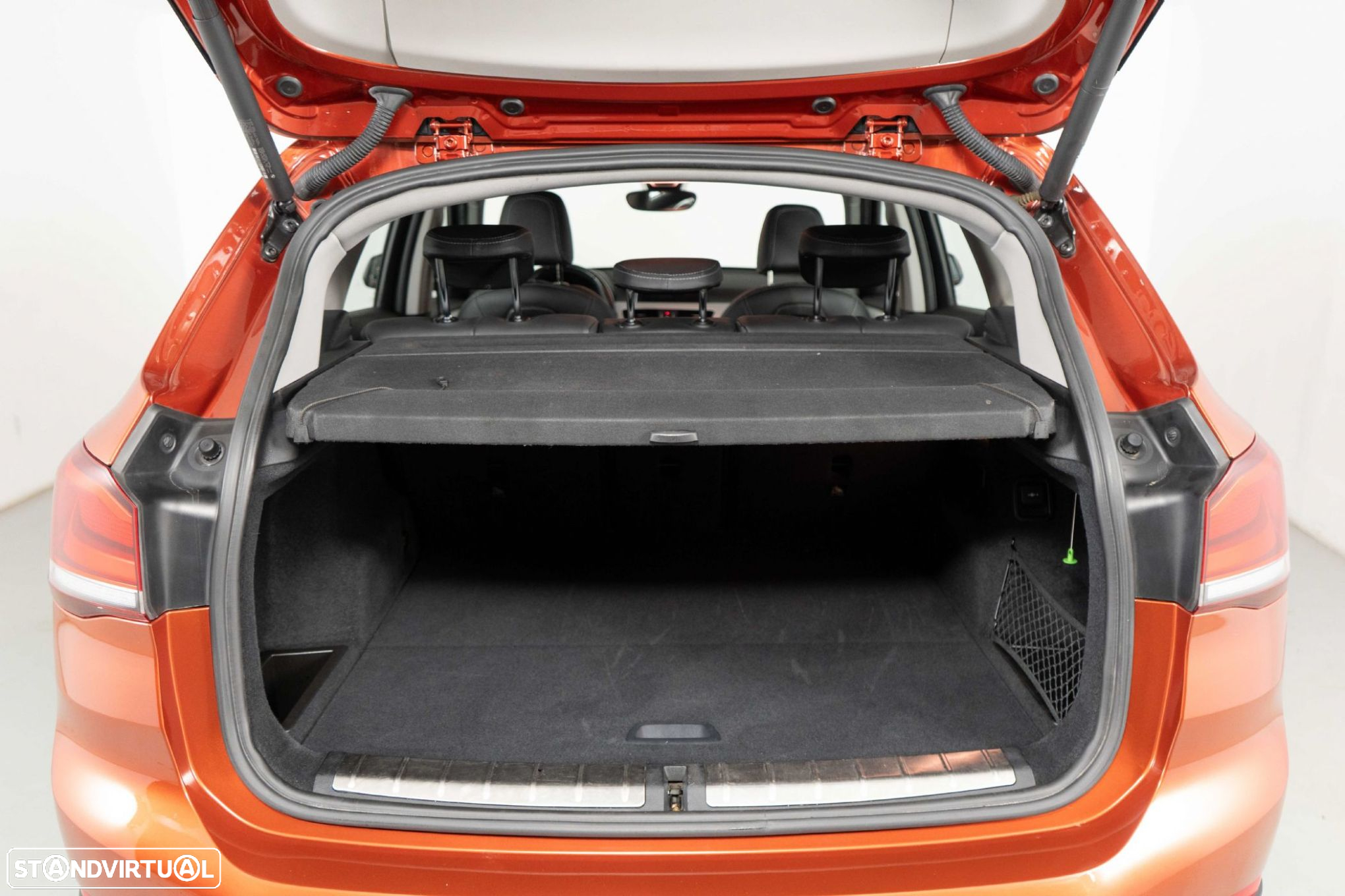 BMW X1 25 e xDrive Corporate Edition - 11
