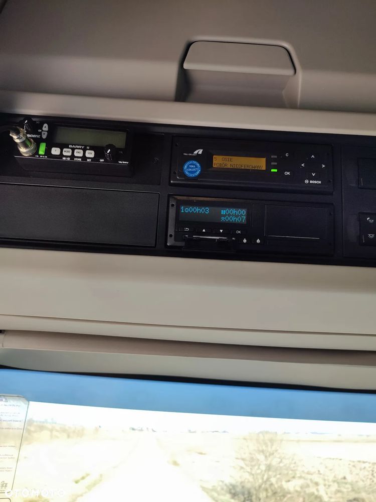 Ford FMAX - 19