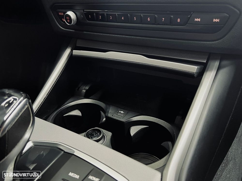 BMW 330 e Corporate Edition Auto - 24