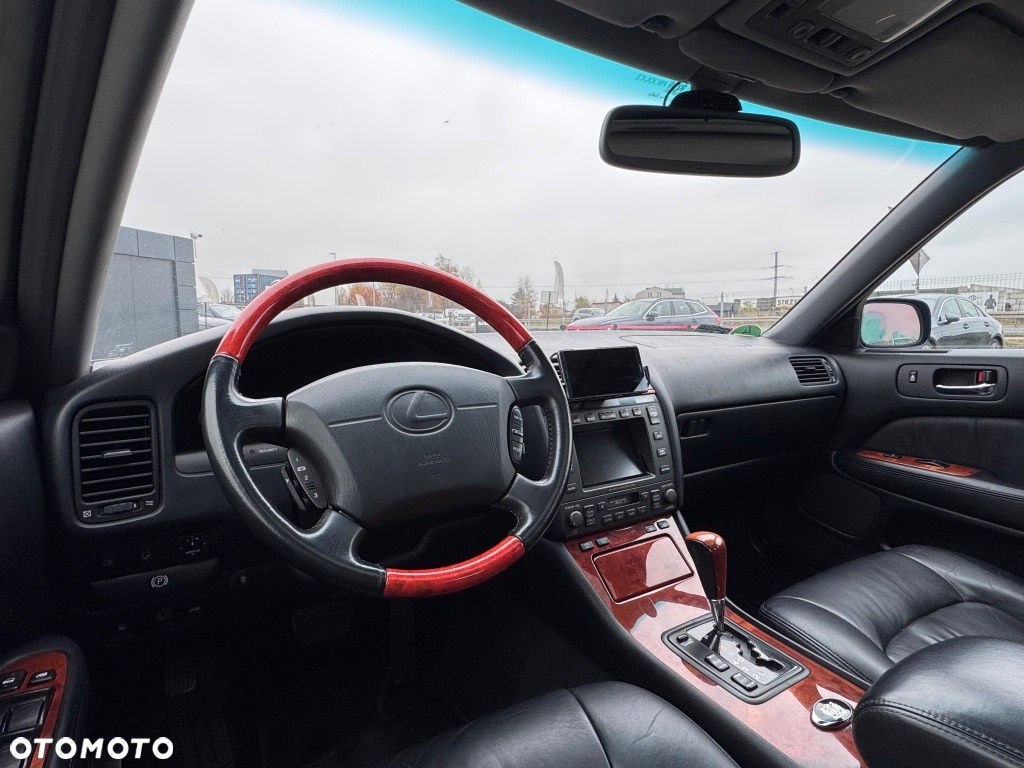 Lexus LS 400 - 11
