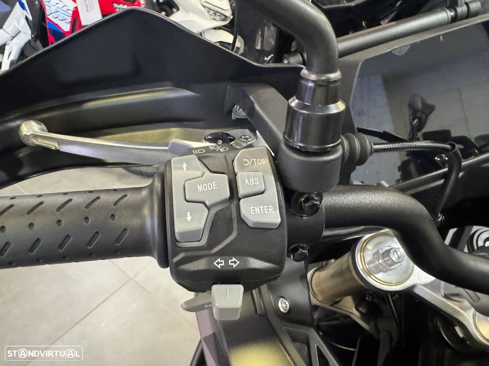 Voge 625 DSX - 7