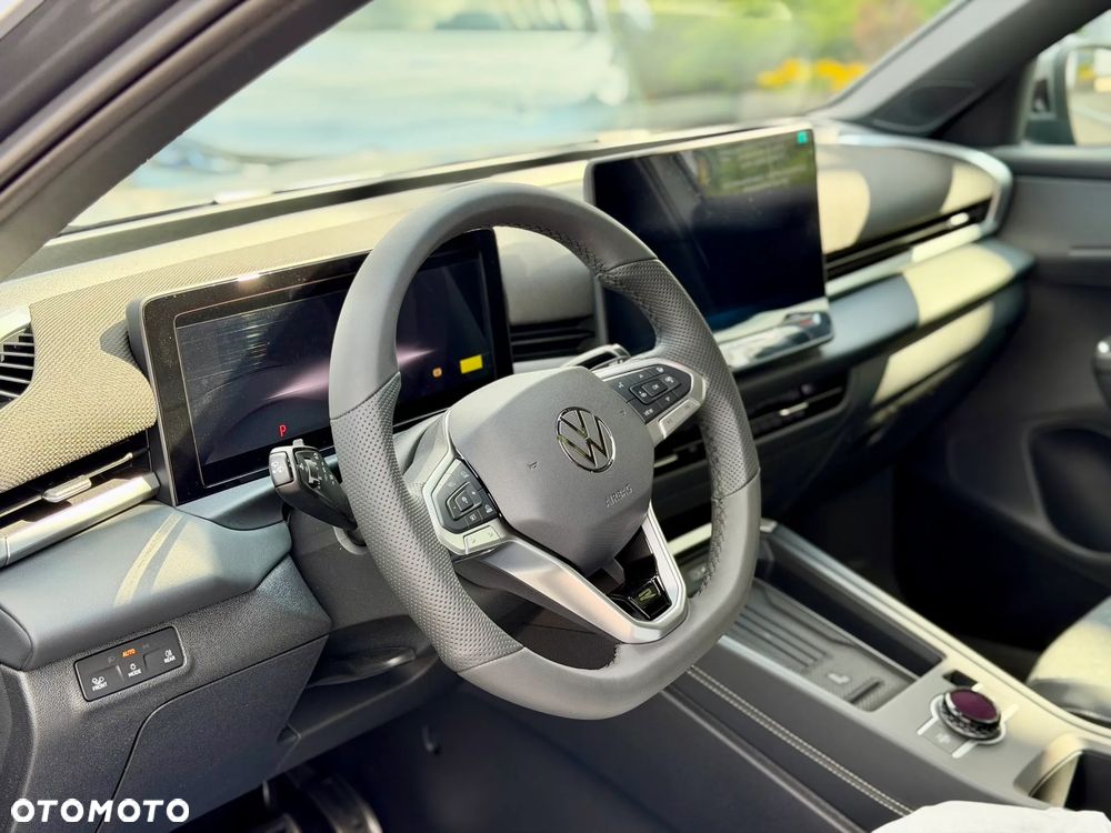 Volkswagen T-Roc 1.5 eTSI R-Line DSG - 7