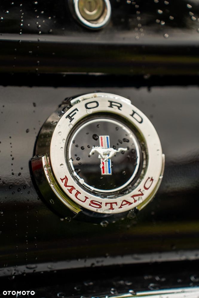 Ford Mustang - 11