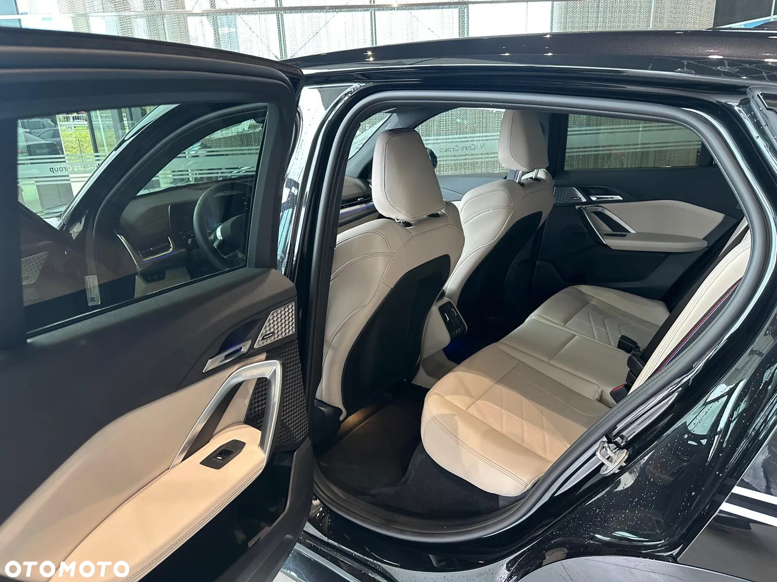 BMW iX2 eDrive20 66.5kWh M Sport Edition - 19