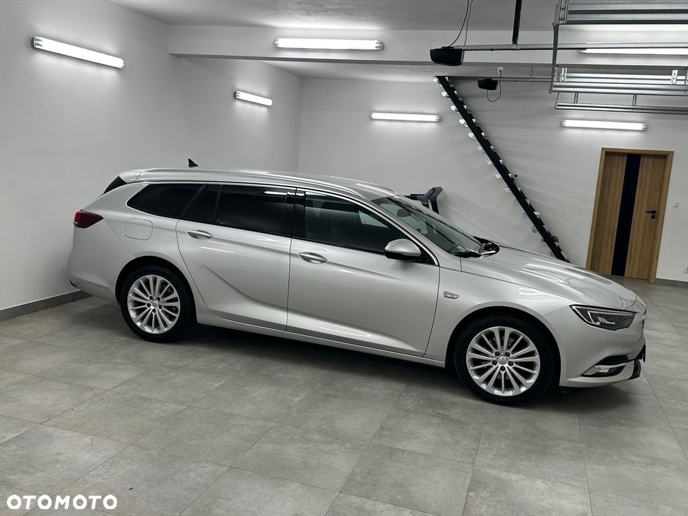 Opel Insignia 2.0 BiTrb D 4x4 Automatik Exclusive - 3