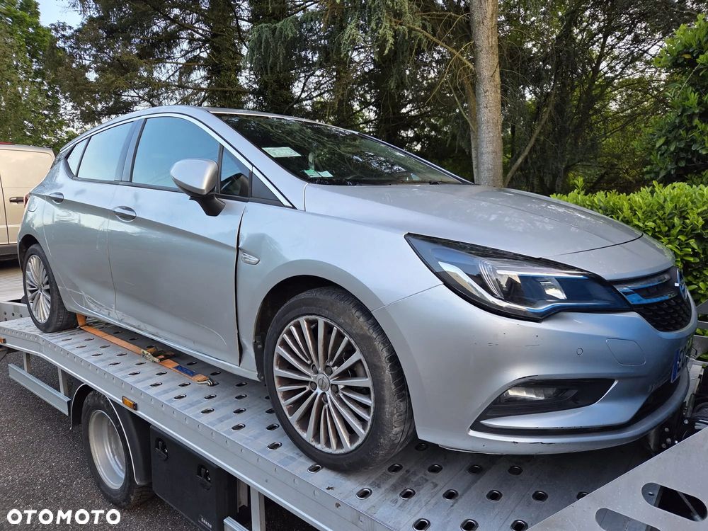 Opel Astra 1.6 CDTI Elite S&S - 2