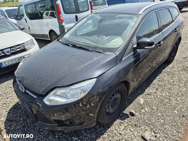 Dezmembram Ford Focus 3 2012 1.0 Ecoboost Euro 5