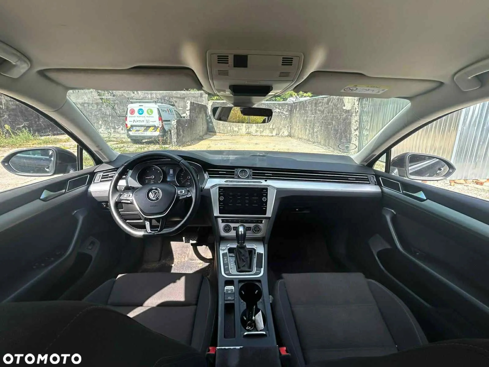 Volkswagen Passat 2.0 TDI Elegance DSG - 12