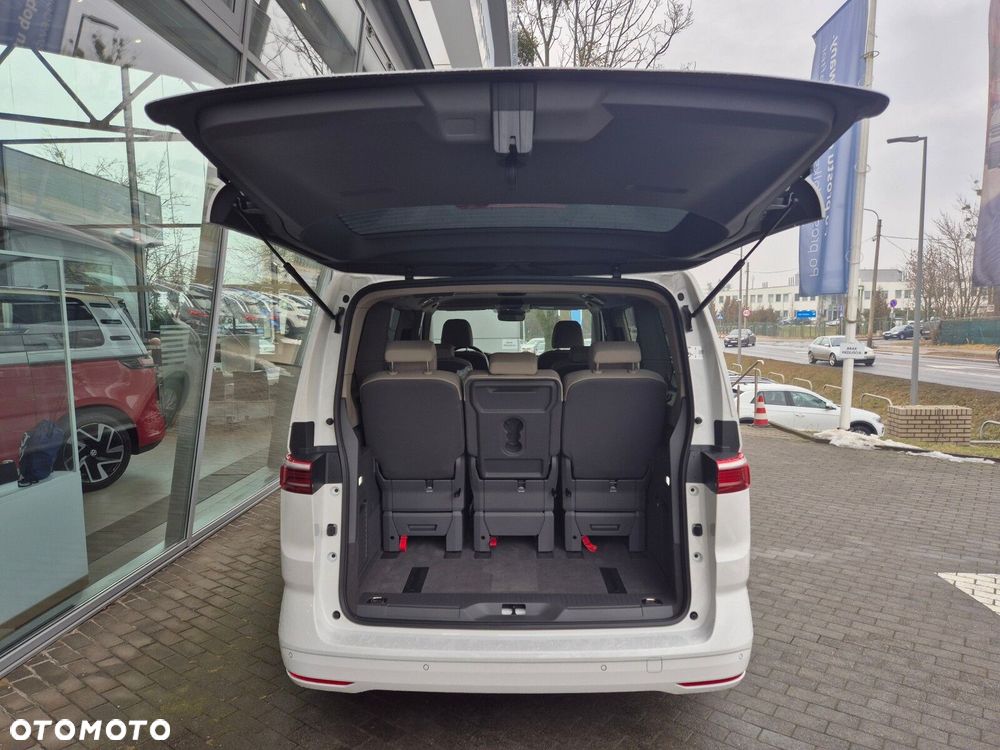 Volkswagen multivan Multivan Family L2 silnik: 2,0 l TDI SCR 150 KM / skrzynia biegów: 7-biegowa DSG rozstaw osi: 3124 mm - 25