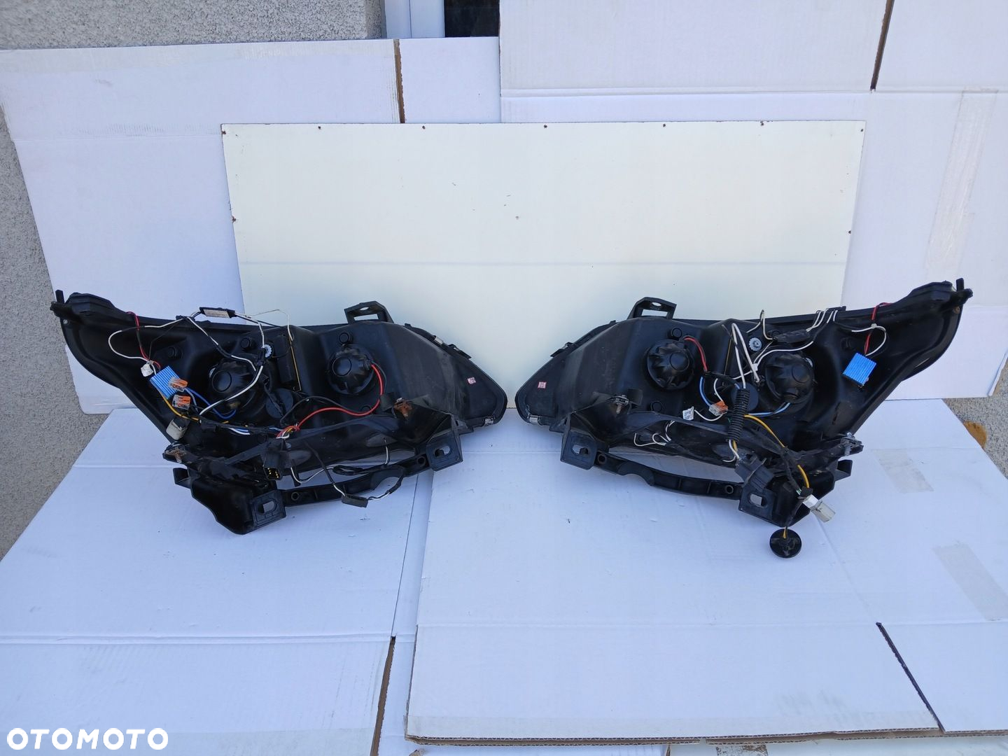 BMW 5 E60 E61 BLACK ANGEL EYE lampa lewa prawa przód Europa LH-HU359 - 8