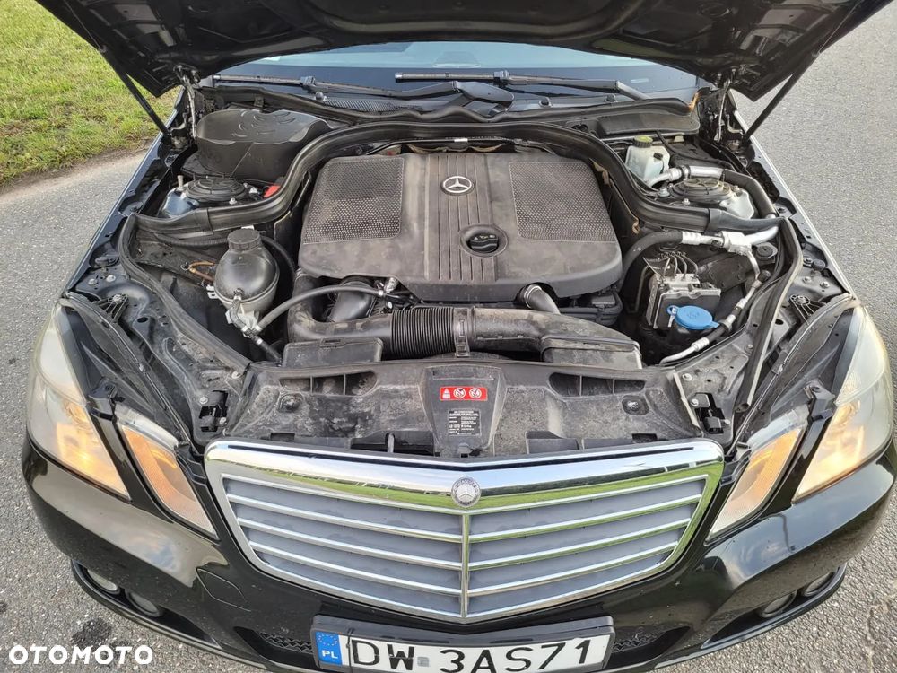 Mercedes-Benz Klasa E 220 CDI DPF BlueEFFICIENCY Avantgarde - 15