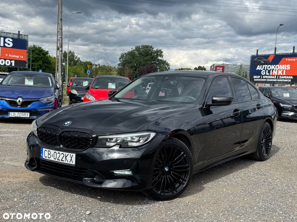 BMW Seria 3 318d Sport Line Shadow - 24