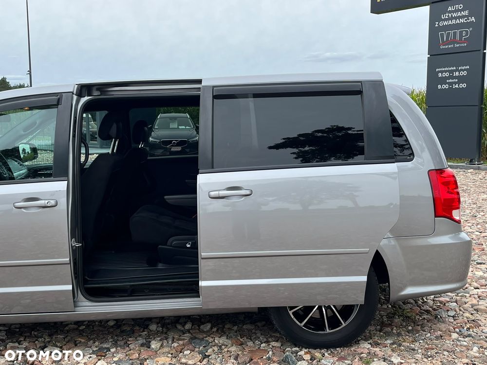 Dodge Grand Caravan 3.6 Express - 9