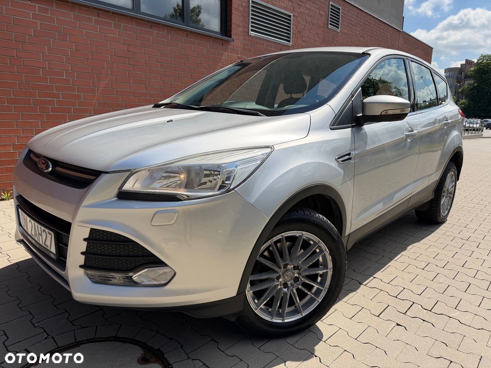 Ford Kuga 1.6 EcoBoost 2x4 Trend - 4
