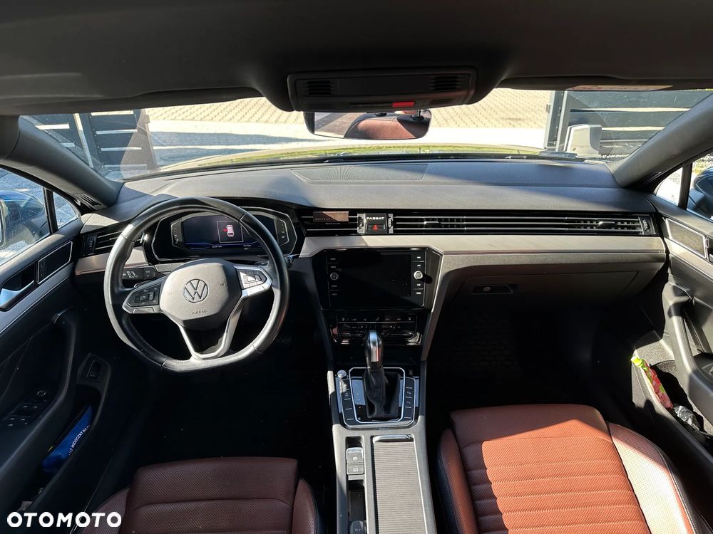 Volkswagen Passat 2.0 TSI Elegance DSG - 5
