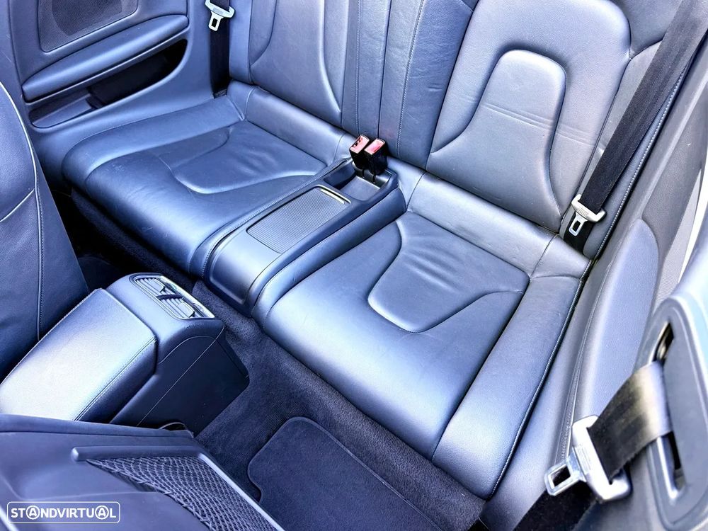 Audi A5 Cabrio 2.0 TFSI quattro S tronic - 22