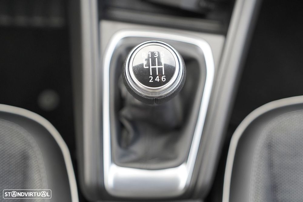 Renault Captur 1.0 TCe Techno - 11