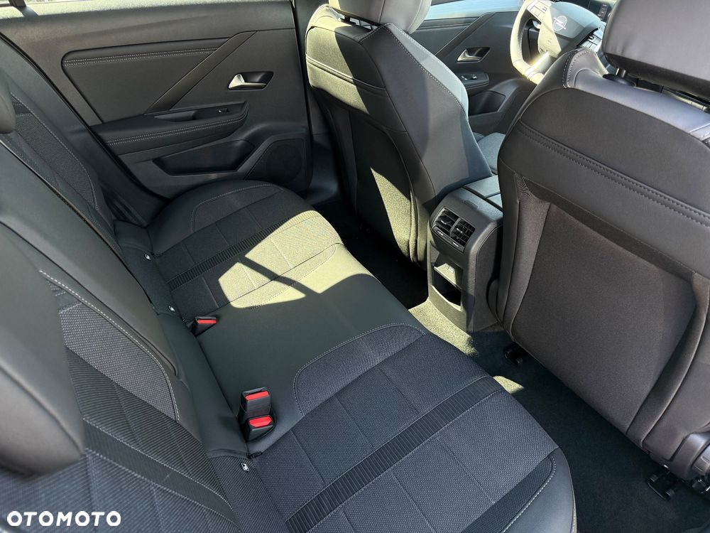 Opel Astra - 22
