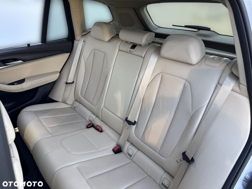 BMW X3 - 17