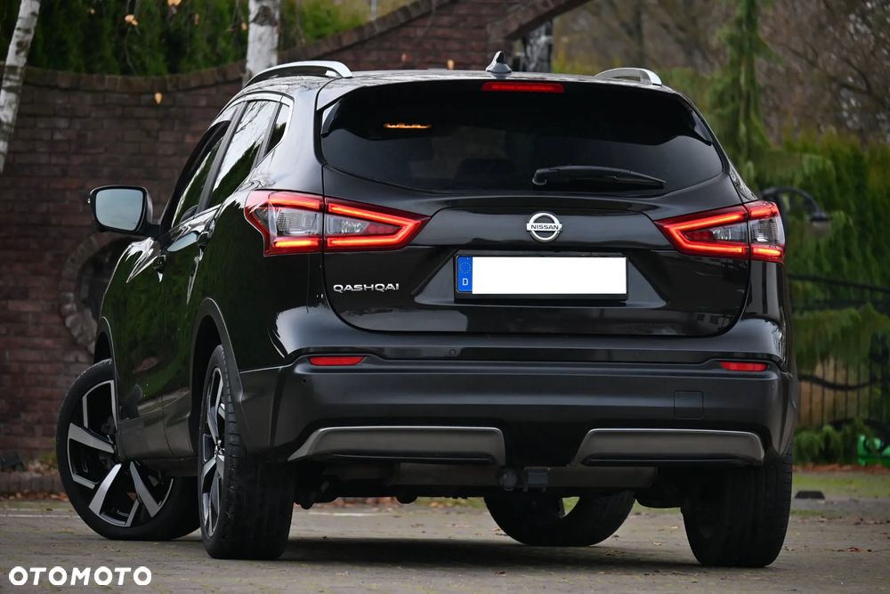 Nissan Qashqai 1.2 DIG-T Xtronic TEKNA+ - 17