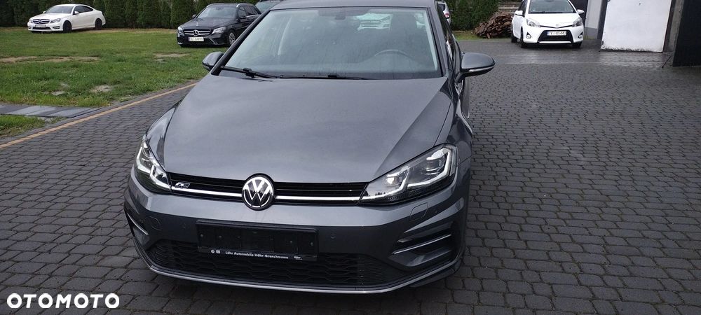 Volkswagen Golf 1.5 TSI OPF R-Line - 3