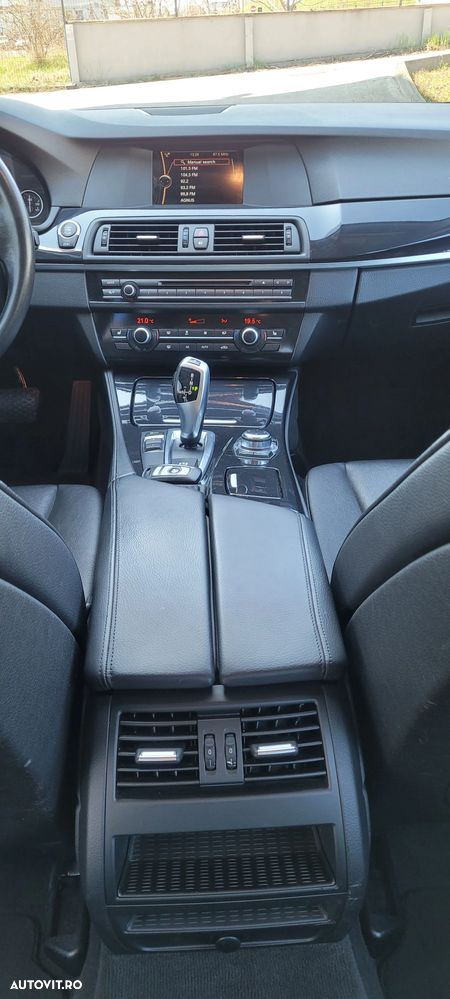 BMW Seria 5 520d Aut. Modern Line - 9