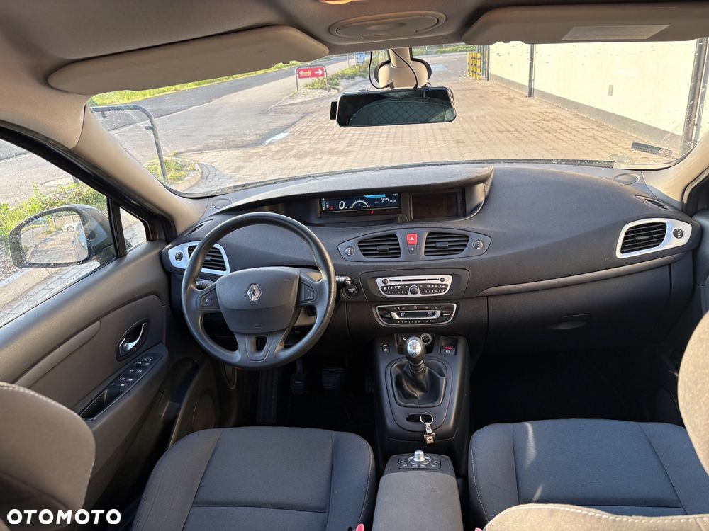 Renault Scenic 1.5 dCi Tech Run - 11