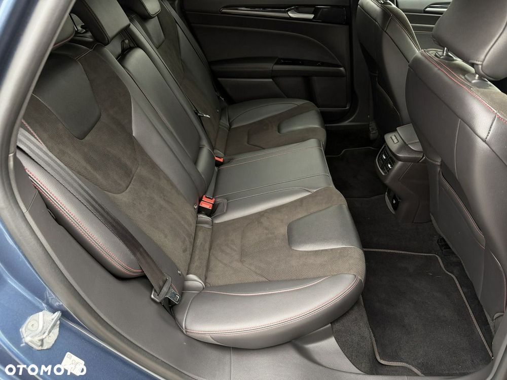 Ford Mondeo 2.0 TDCi STart-Stopp ST-Line - 19
