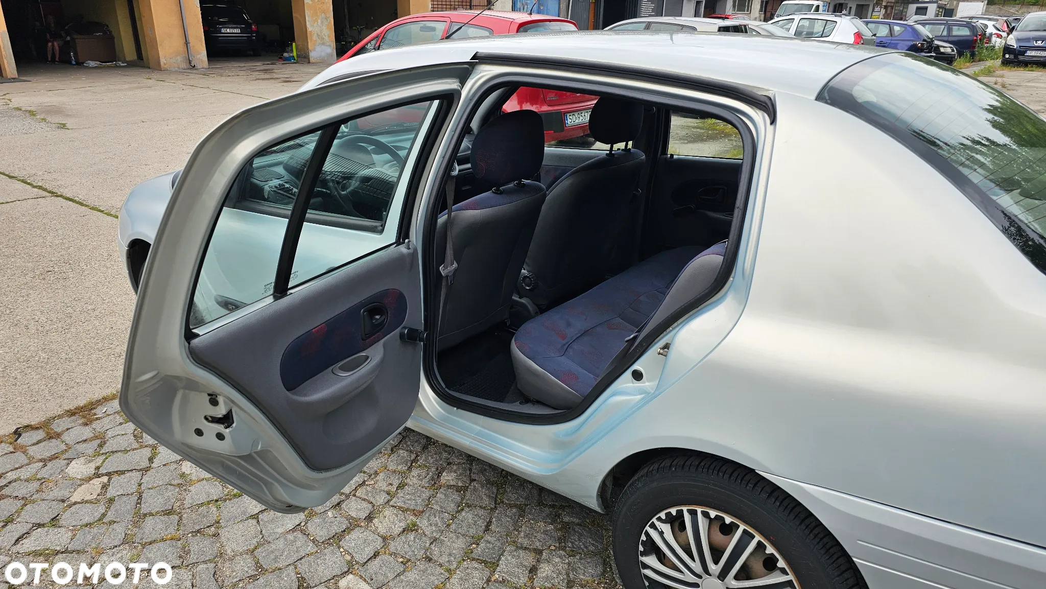 Renault Thalia 1.4 RT 16V - 11