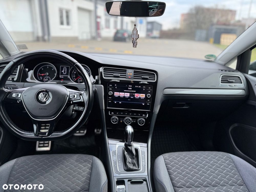 Volkswagen Golf 1.6 TDI BMT Highline DSG - 13