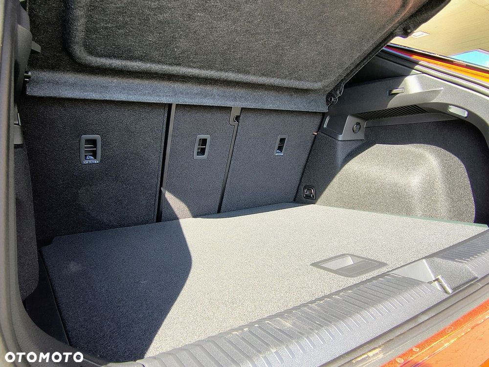 Volkswagen T-Roc 1.5 eTSI Style DSG - 34