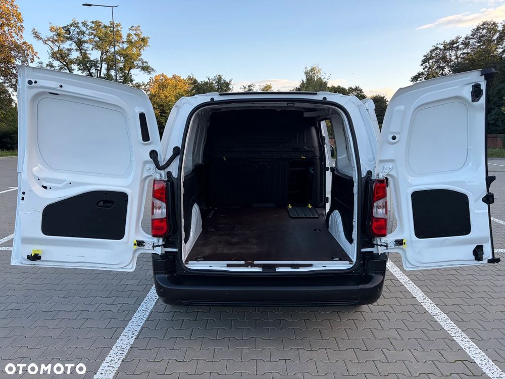 Opel Combo - 17
