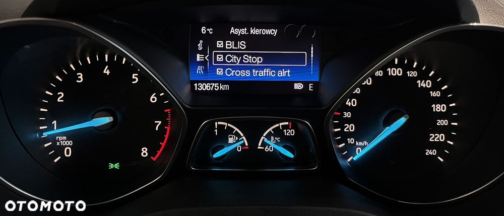 Ford Kuga 1.5 EcoBoost FWD ST-Line ASS GPF - 11