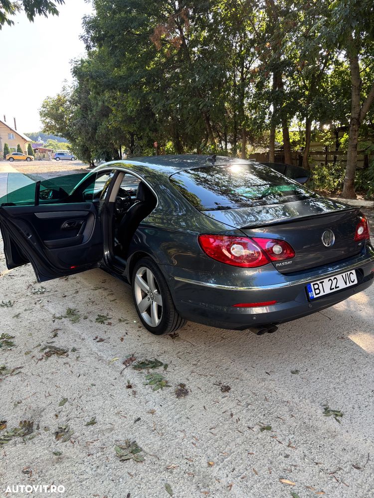 Volkswagen Passat - 19