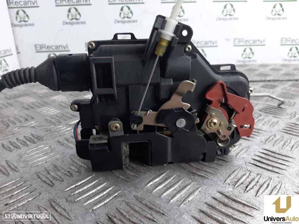 FECHADURA PORTA FRONTAL DIREITA AUDI A4 2002 -8E1837016C - 4