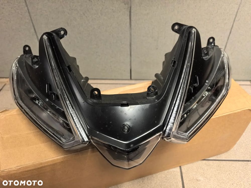 Reflektor lampa przód Aprilia RS 660 Aprilia Tuono 660 Aprilia RSV4 1100 - 1