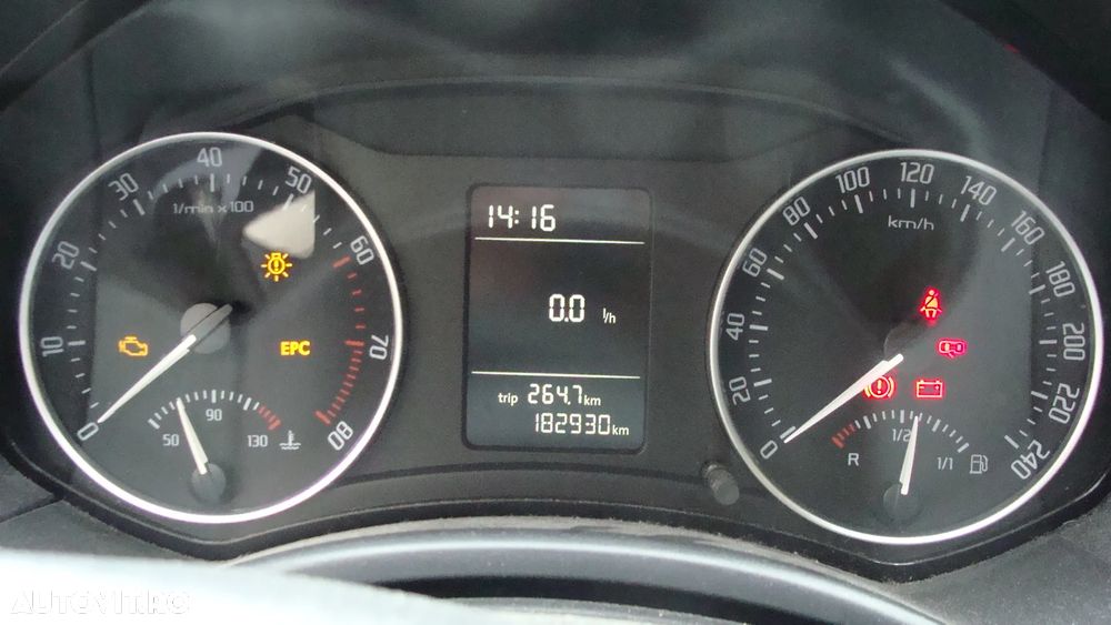 Skoda Octavia 1.4 TSI Ambiente - 7