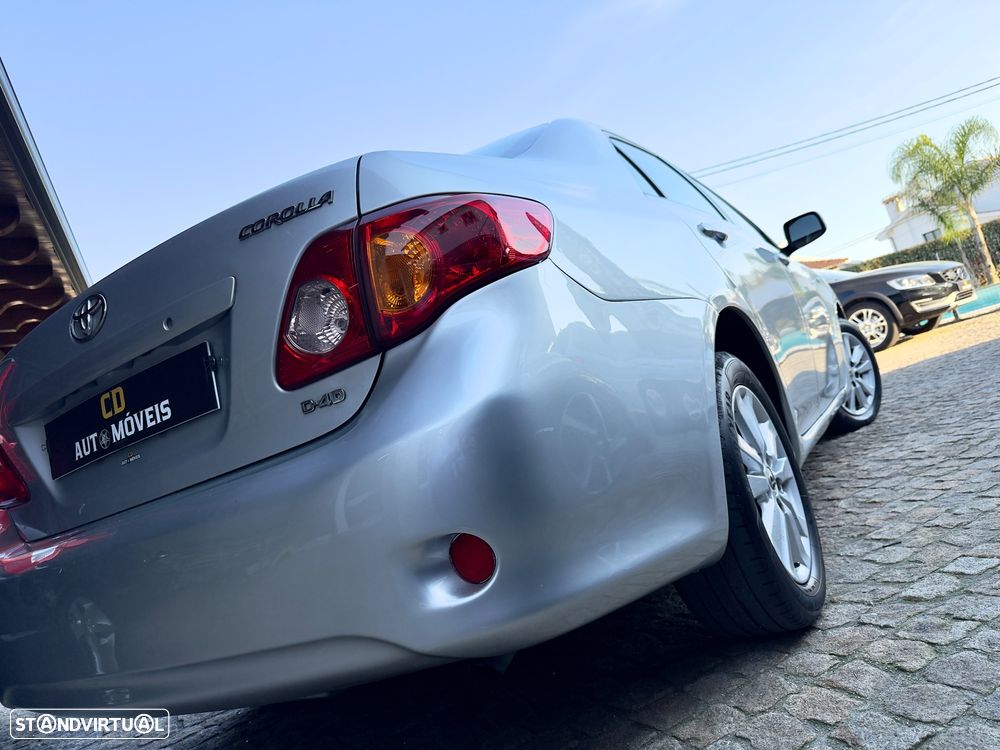 Toyota Corolla 1.4 D-4D - 14